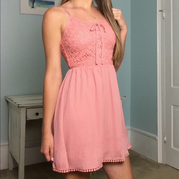 Threadzwear • Mini Dress - Picture 3 of 5